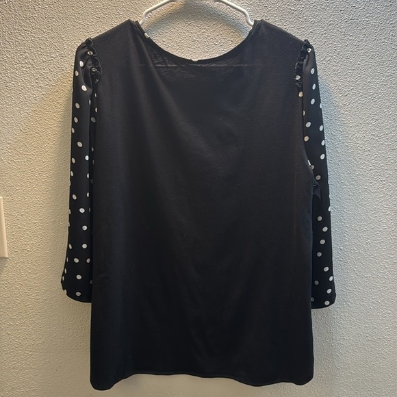 Van Heusen Women’s Large Black and White Polka Dot 3/4 sleeve Dress Top - Picture 2 of 5